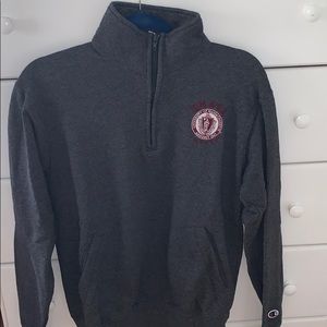 UMass Amherst quarter zip